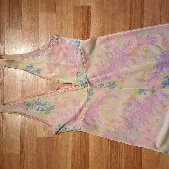Vintage floral negligee from Sears - Picture 4 of 9